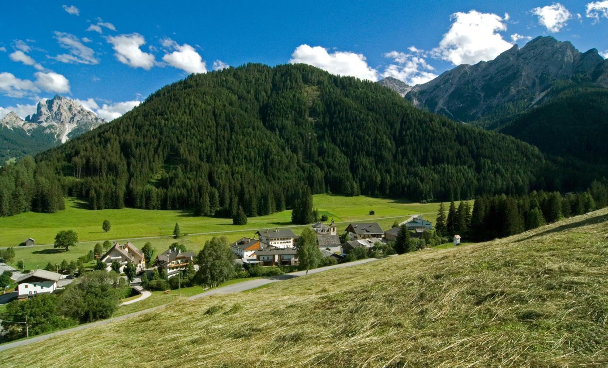 Hotel Gasthof Huber Prags Exterior foto