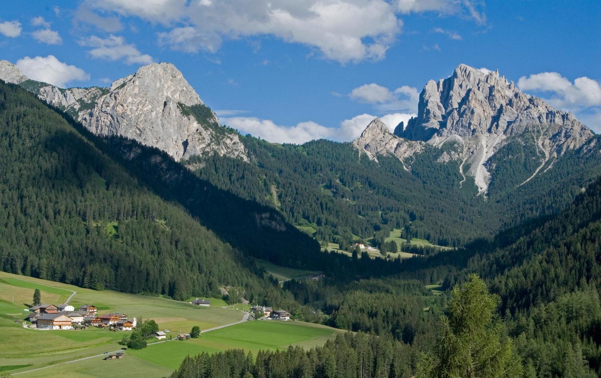 Hotel Gasthof Huber Prags Exterior foto